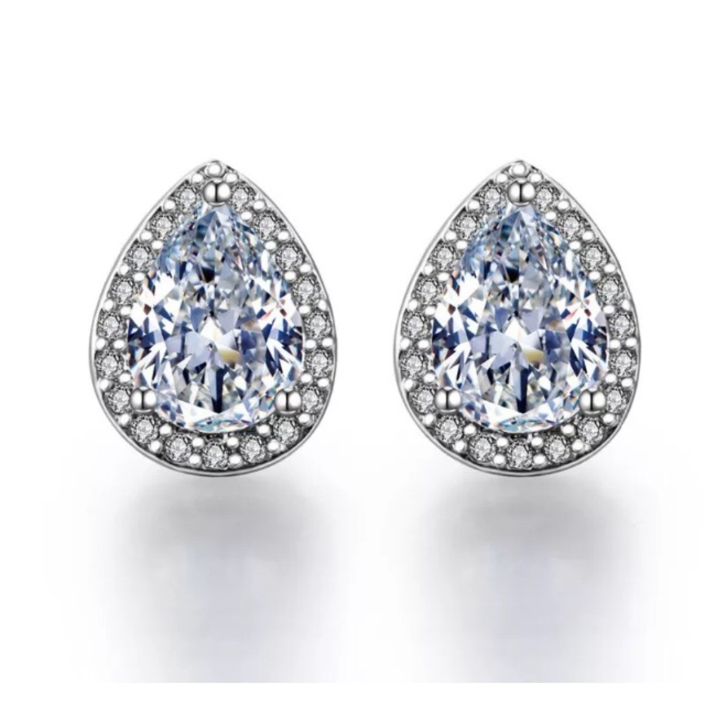 Stud Earrings 14k White Gold Filled